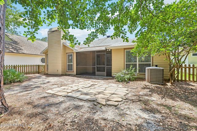 1667 HIGHLAND VIEW Court, Fleming Island, FL 32003