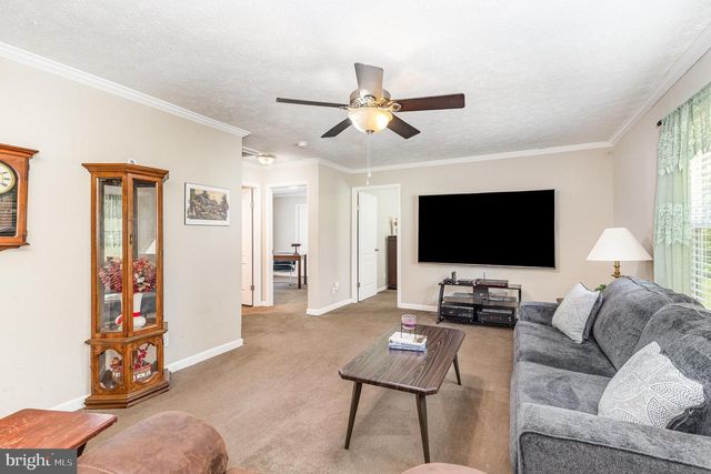 33101 JUNIPER LN, Locust Grove, VA 22508