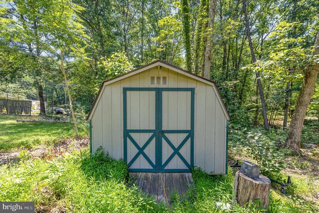 33101 JUNIPER LN, Locust Grove, VA 22508