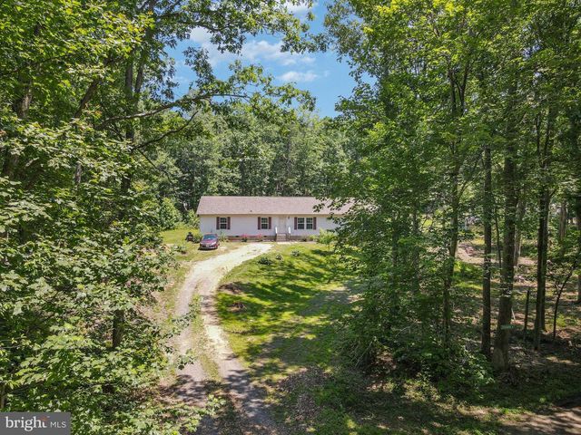 33101 JUNIPER LN, Locust Grove, VA 22508
