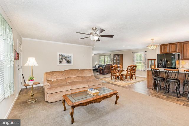 33101 JUNIPER LN, Locust Grove, VA 22508