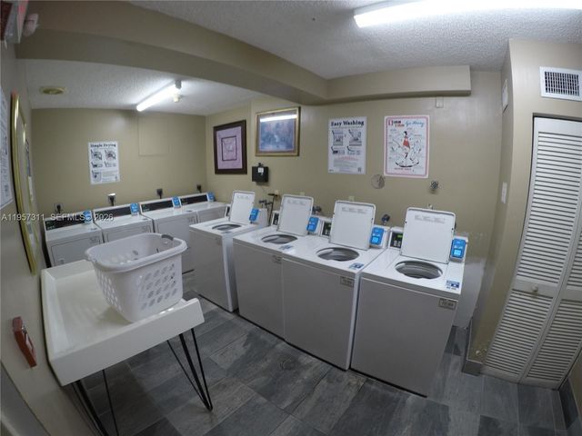 2424 SE 17th Cswy 110B, Fort Lauderdale, FL 33316