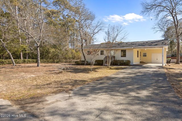130 NW 25th Street, Oak Island, NC 28465
