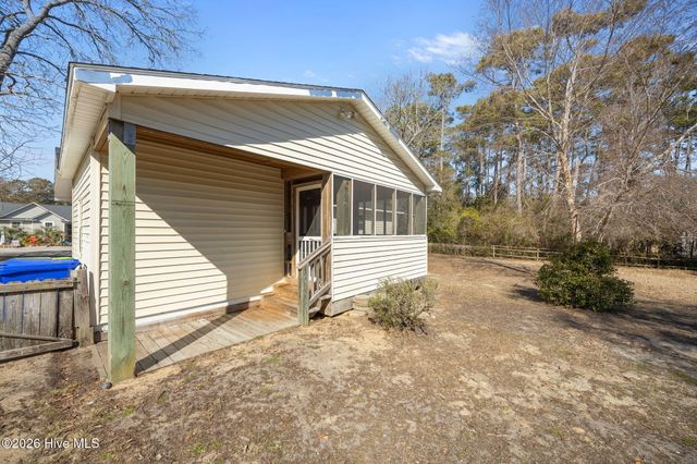 130 NW 25th Street, Oak Island, NC 28465