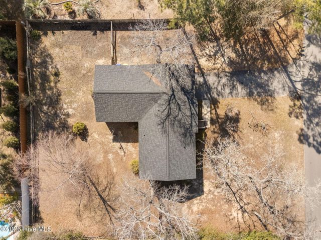 130 NW 25th Street, Oak Island, NC 28465