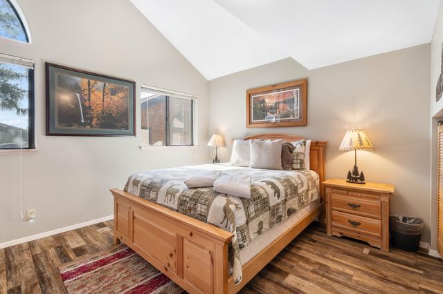 56856 Enterprise Drive # D3, Sunriver, OR 97707