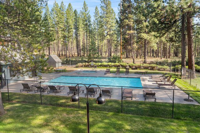 56856 Enterprise Drive # D3, Sunriver, OR 97707