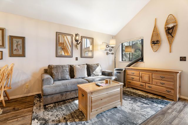 56856 Enterprise Drive # D3, Sunriver, OR 97707