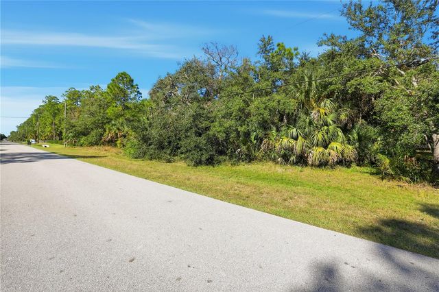 185 33RD AVENUE NW, Naples, FL 34120