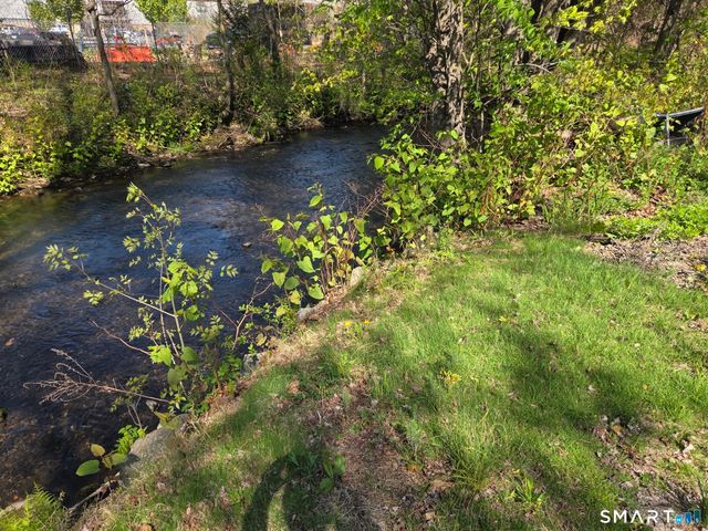 591 Rubber Avenue, Naugatuck, CT 06770