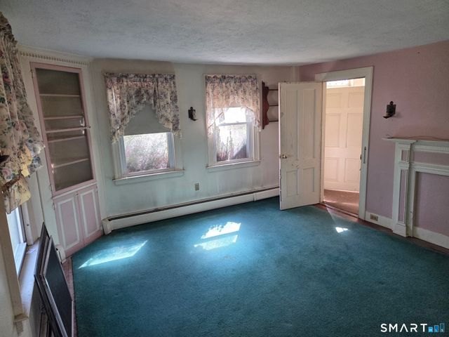 591 Rubber Avenue, Naugatuck, CT 06770