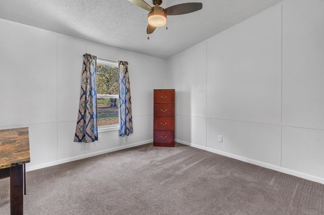 9606 Candlewick Road W, Demotte, IN 46310