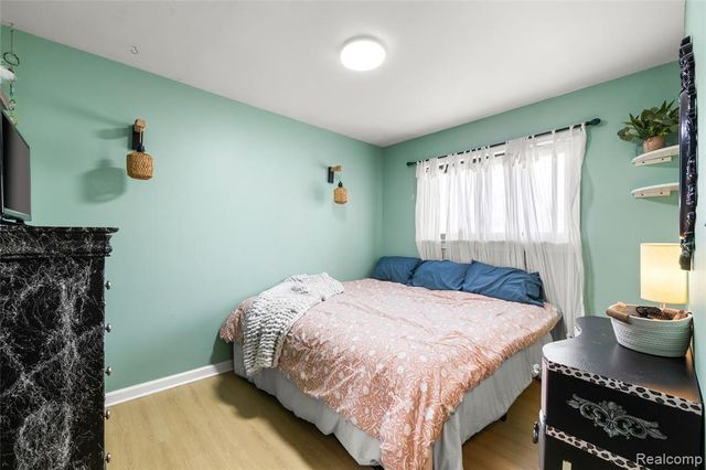 14911 Cook Street, Southgate, MI 48195