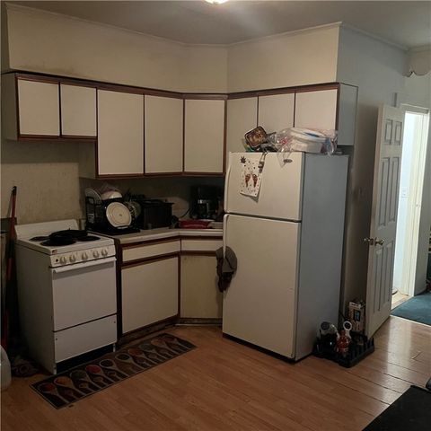 7367 Denniston Ave, Swissvale, PA 15218