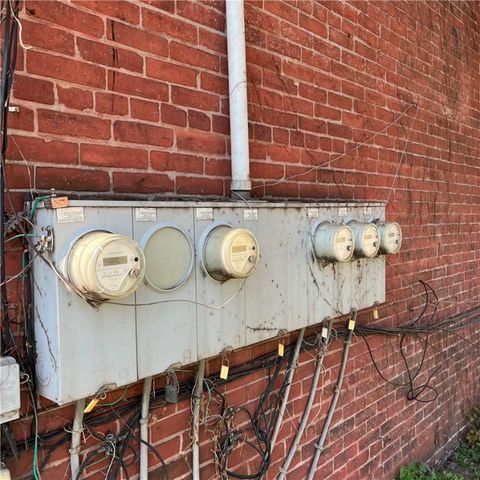 7367 Denniston Ave, Swissvale, PA 15218