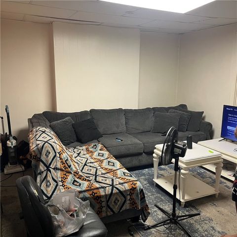 7367 Denniston Ave, Swissvale, PA 15218