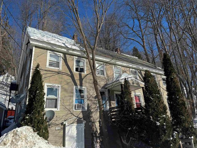 14 Stearns Court, Hinsdale, NH 03451