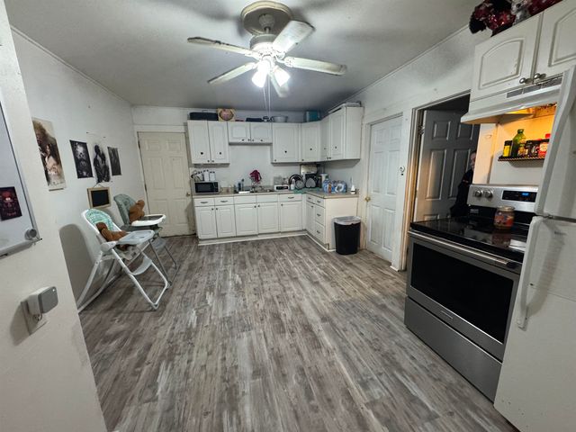 14 Stearns Court, Hinsdale, NH 03451