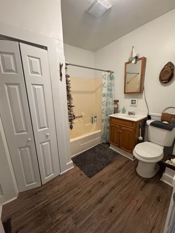 14 Stearns Court, Hinsdale, NH 03451