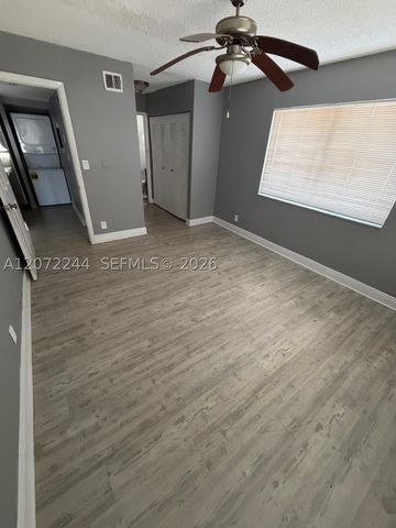 5612 Rock Island Rd 143, Tamarac, FL 33319