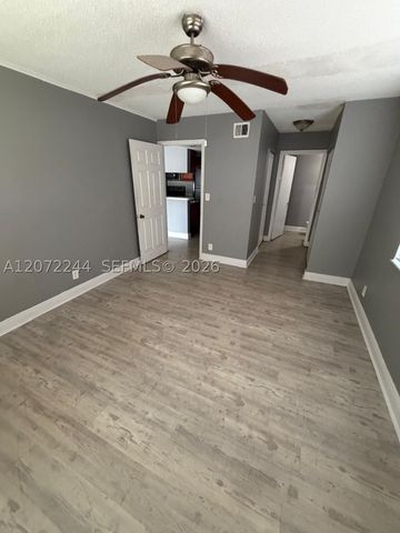 5612 Rock Island Rd 143, Tamarac, FL 33319