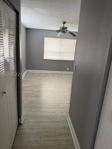 5612 Rock Island Rd 143, Tamarac, FL 33319