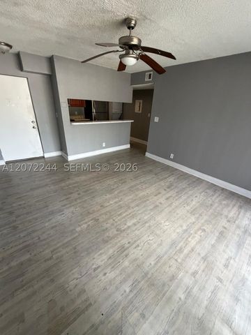 5612 Rock Island Rd 143, Tamarac, FL 33319