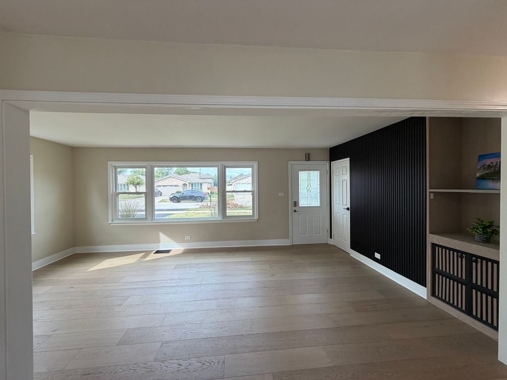 6449 W 84th Street, Burbank, IL 60459 — photo 4