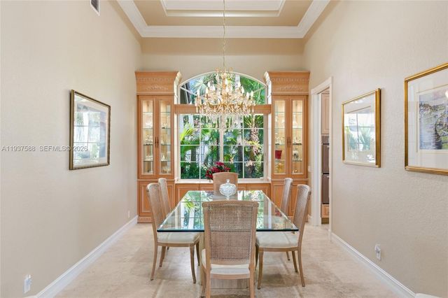 2442 Poinciana Ct, Weston, FL 33327