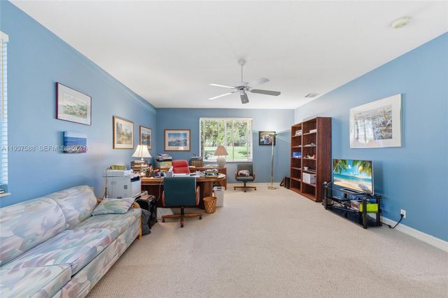 2442 Poinciana Ct, Weston, FL 33327