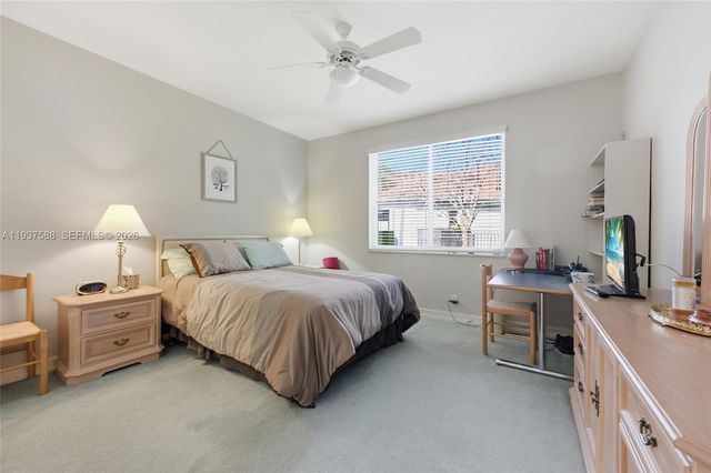 2442 Poinciana Ct, Weston, FL 33327