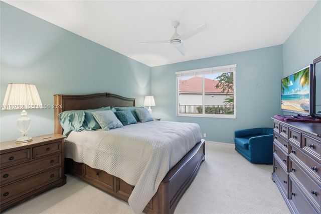 2442 Poinciana Ct, Weston, FL 33327