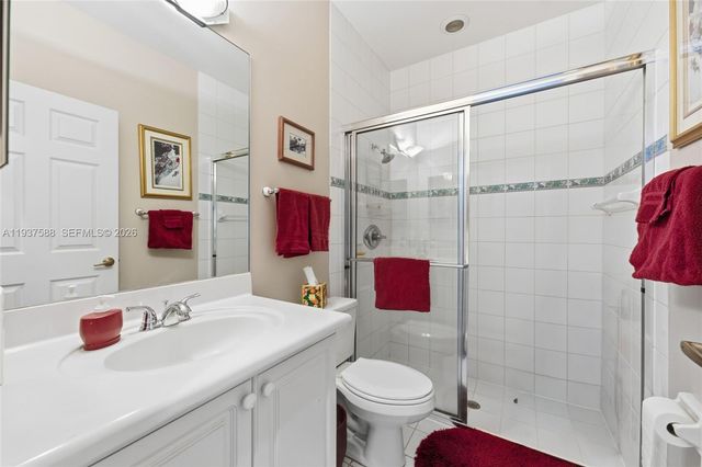 2442 Poinciana Ct, Weston, FL 33327