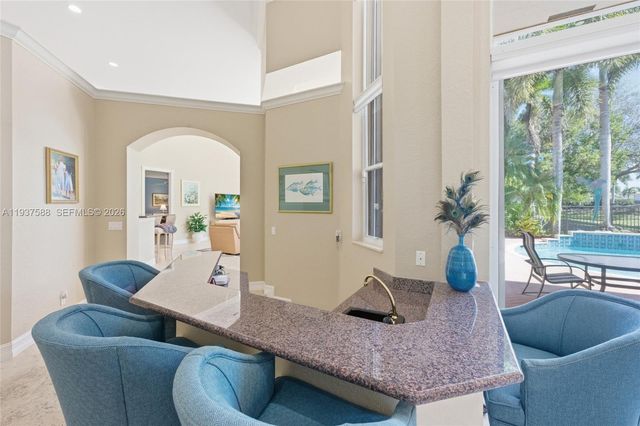 2442 Poinciana Ct, Weston, FL 33327