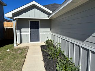 189 Bull Lake CIR, Buda, TX 78610