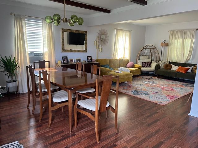 8 Sandy Lane, Levittown, NY 11756