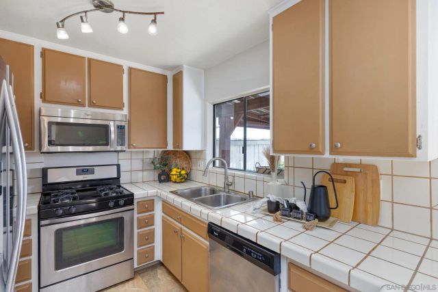 627 13th St. 23, San Diego, CA 92154