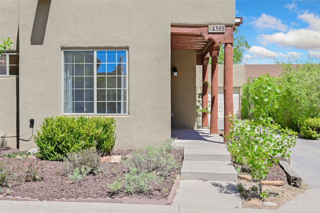 4305 Cloud Dance, Santa Fe, NM 87507