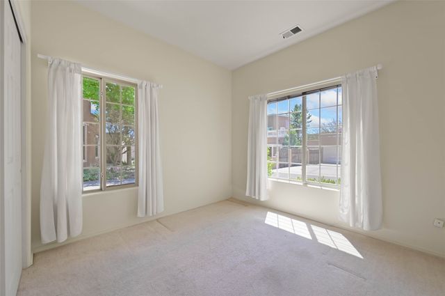 4305 Cloud Dance, Santa Fe, NM 87507