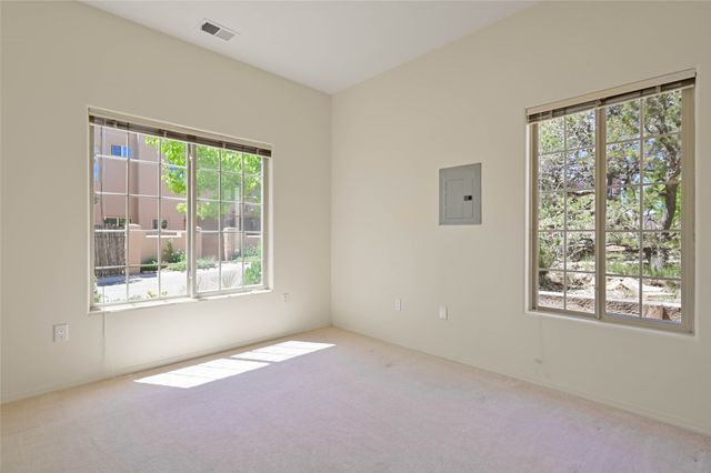 4305 Cloud Dance, Santa Fe, NM 87507