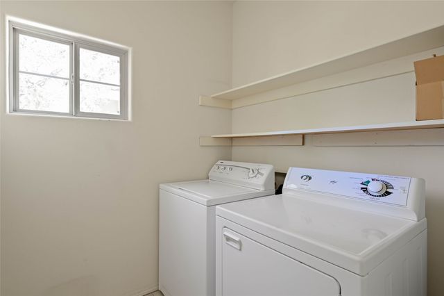 4305 Cloud Dance, Santa Fe, NM 87507