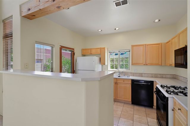 4305 Cloud Dance, Santa Fe, NM 87507