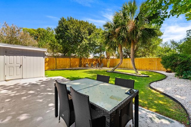 21509 Caribbean Lane, Panama City Beach, FL 32413