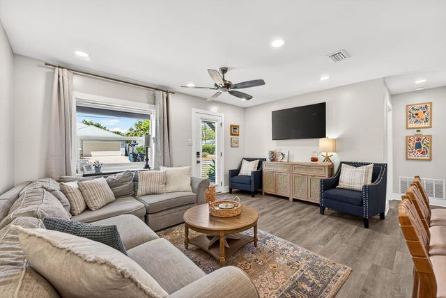 21509 Caribbean Lane, Panama City Beach, FL 32413