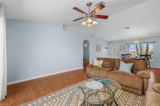 3928 NW 41st PL, Cape Coral, FL 33993