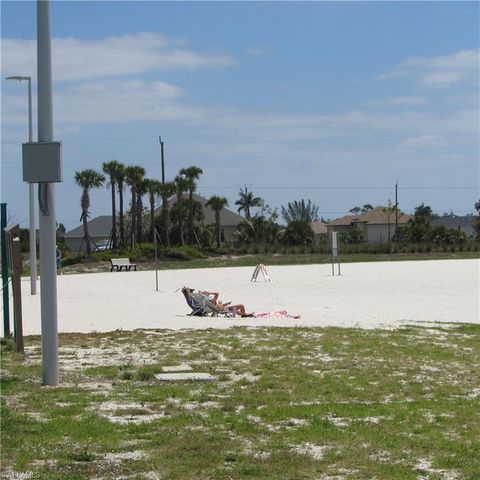 3928 NW 41st PL, Cape Coral, FL 33993