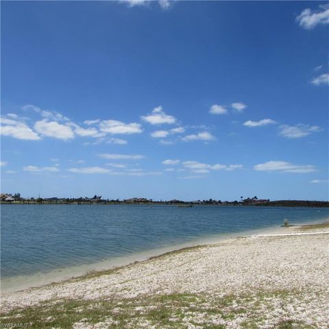 3928 NW 41st PL, Cape Coral, FL 33993