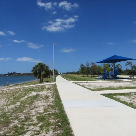 3928 NW 41st PL, Cape Coral, FL 33993