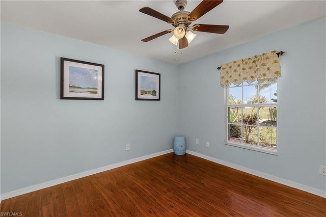 3928 NW 41st PL, Cape Coral, FL 33993