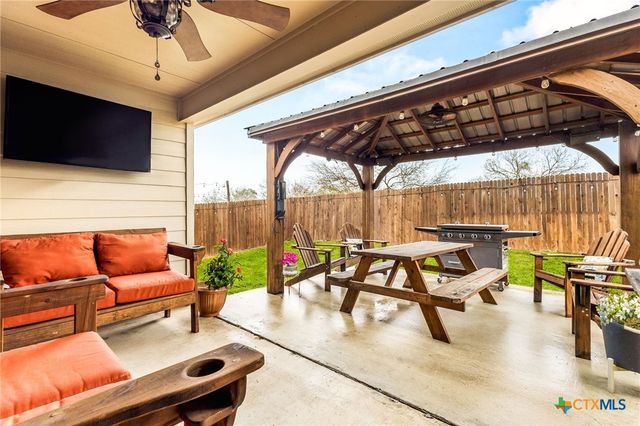 330 Saiga Drive, New Braunfels, TX 78130